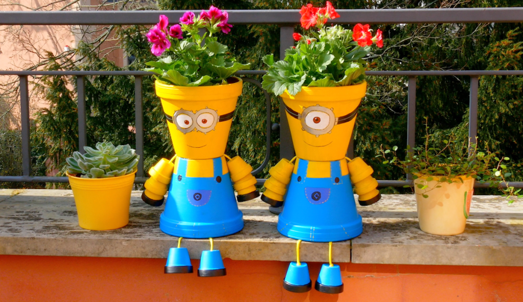 DIY-Gartendeko: Minions-Blumentopf selbst basteln