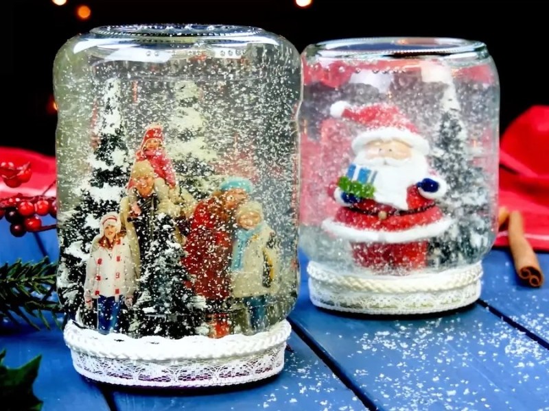 Weihnachtskugel im Glas