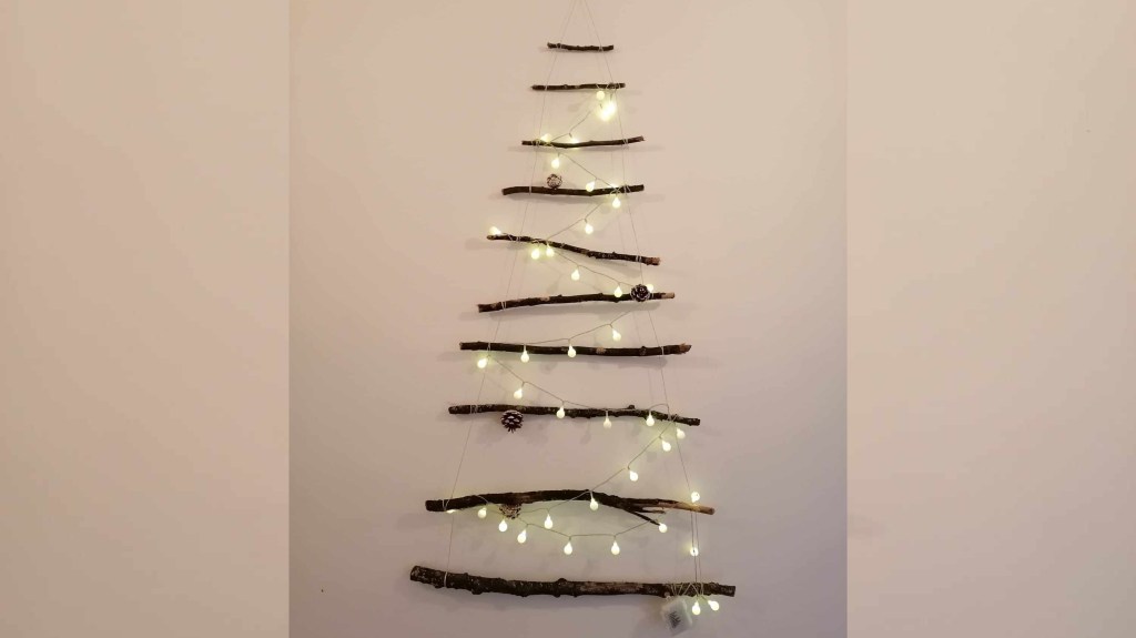 Kreative Alternative zum echten Weihnachtsbaum basteln