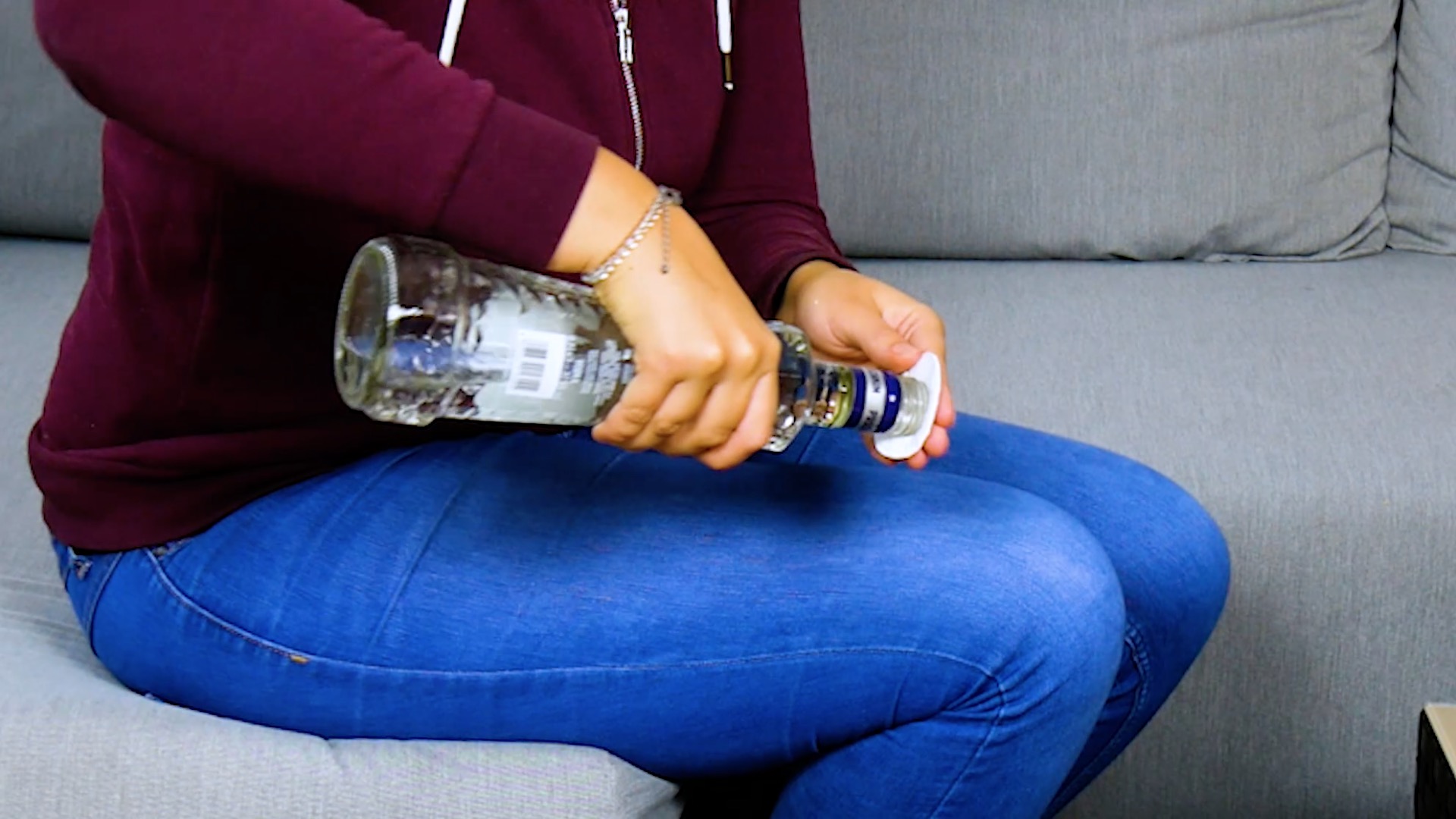 Scheinbar absurde Hausmittel – Wodka gegen Fußgeruch