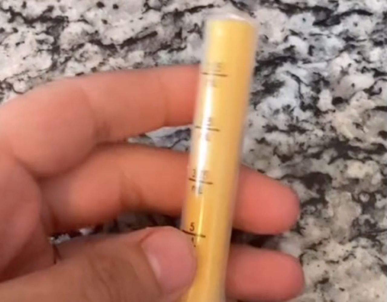 Splitter entfernen ohne Pinzette Mama zeigt simplen Trick Genialetricks