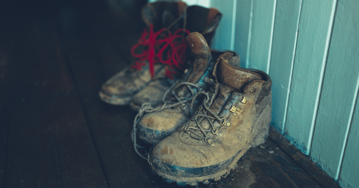 Dreckige Wanderschuhe