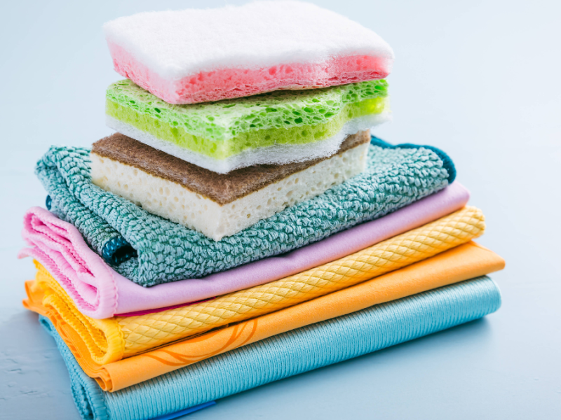 Mikrofaser oder Baumwolle: So benutzt du deine Putztücher