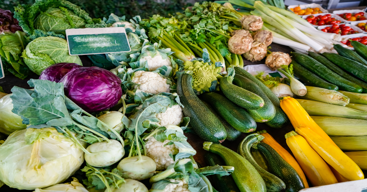 Frisches Gemüse vom Wochenmarkt
