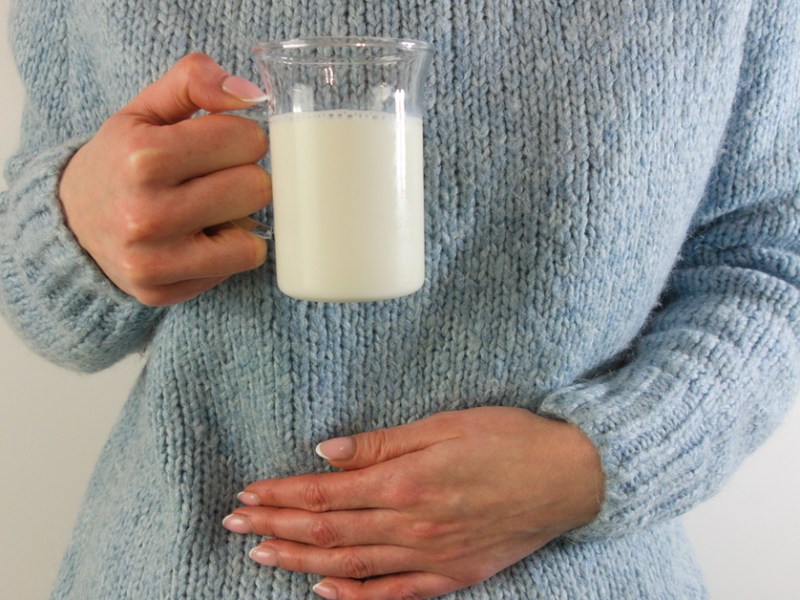 Was passiert, wenn man schlechte Milch trinkt?