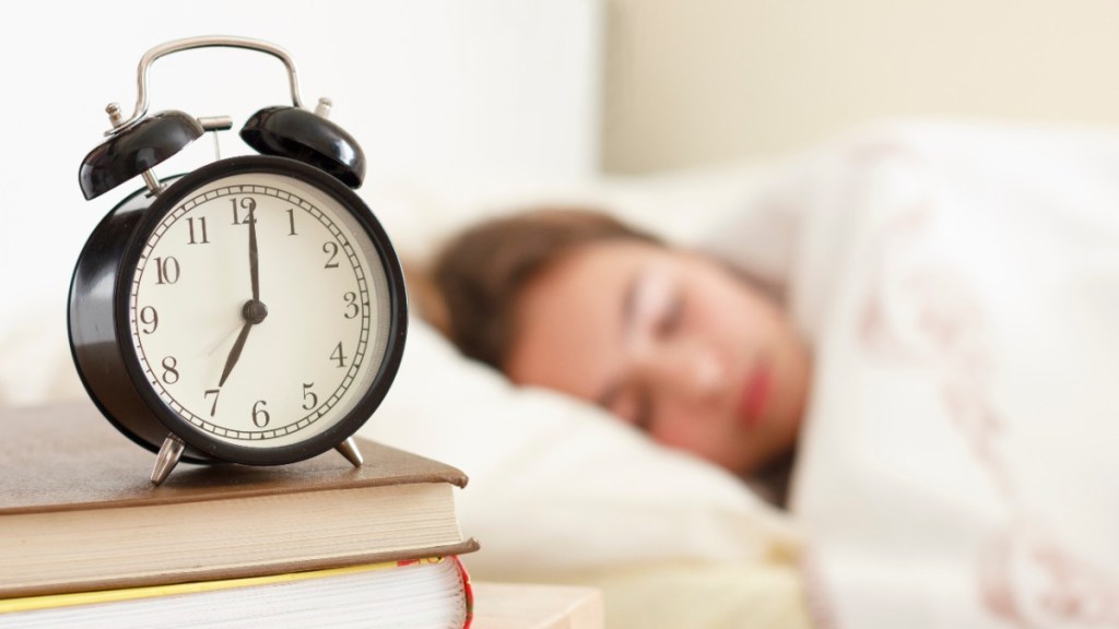 Die richtige Bettgehzeit: Dann sollte dein Kind abends schlafen