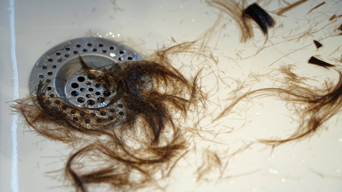 Abfluss verstopft durch Haare.
