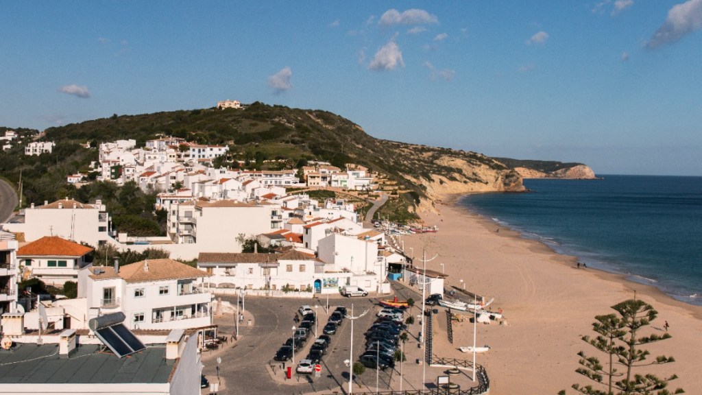 3. Fischerdorf Salema, Portugal