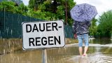 Hundertjähriger Kalender sagt 40 Tage Regen voraus.